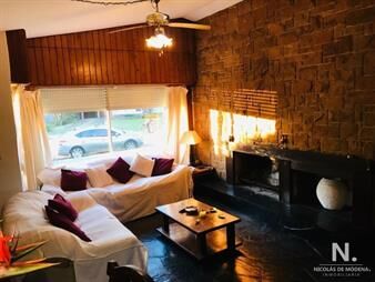 https://web5.gallito.com.uy/vendo-hermosa-casa-a-una-cuadra-de-la-playa-inmuebles-25035701