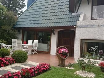 https://web5.gallito.com.uy/venta-de-propiedad-en-playa-mansa-inmuebles-25035768
