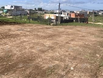https://web5.gallito.com.uy/terreno-en-venta-inmuebles-19729923