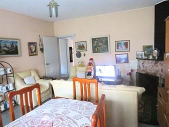 https://web5.gallito.com.uy/venta-casa-ph-tres-dormitorios-baño-completo-y-barbacoa-pas-inmuebles-25559694