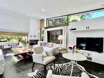 https://web5.gallito.com.uy/espectacular-casa-con-4-dormitorios-en-venta-inmuebles-25042119