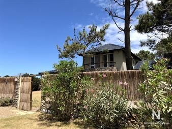 https://www.gallito.com.uy/oportunidad-inigualable-en-arenas-de-jose-ignacio-inmuebles-24331692