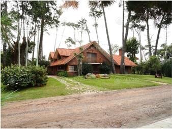 https://www.gallito.com.uy/casa-en-alquiler-y-venta-en-paradas-de-playa-mansa-a-pocos-inmuebles-22511299