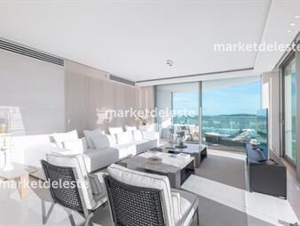 https://web5.gallito.com.uy/fendi-chateau-punta-del-este-esq-inmuebles-25546179
