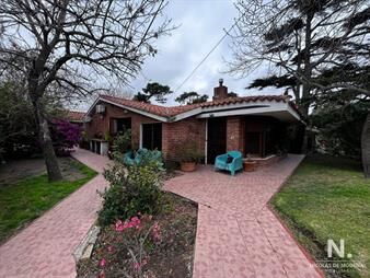 https://web5.gallito.com.uy/vende-casa-de-3-dormitorios-en-punta-del-este-inmuebles-25042923