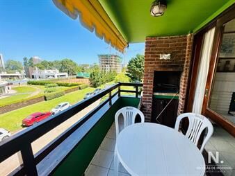https://web5.gallito.com.uy/apartamento-en-venta-de-3-dormitorios-con-parrillero-propio-inmuebles-25342500