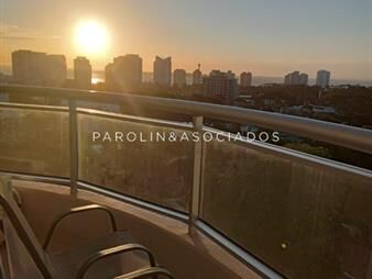 https://web5.gallito.com.uy/excelente-apartamento-en-venta-en-ocean-drive-punta-del-es-inmuebles-25598251