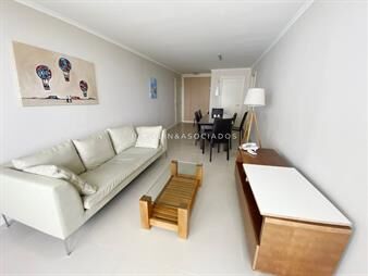 https://web5.gallito.com.uy/apartamento-en-venta-de-2-dormitorios-en-ocean-drive-punta-inmuebles-20726453