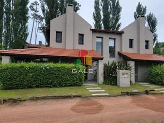 https://www.gallito.com.uy/duplex-en-barrio-privado-de-punta-del-este-a-un-precio-incr-inmuebles-25623662