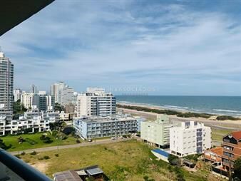 https://www.gallito.com.uy/excelente-apartamento-en-venta-en-forest-tower-punta-del-e-inmuebles-22806089