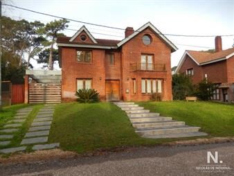 https://web5.gallito.com.uy/casa-en-venta-en-la-zona-de-lugano-punta-del-este-inmuebles-25034930