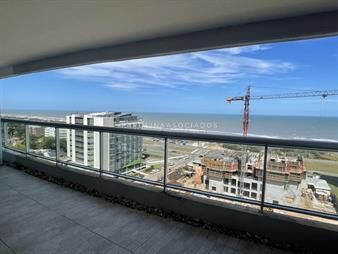 https://web5.gallito.com.uy/apartamento-en-venta-a-metros-de-la-playa-look-tower-pun-inmuebles-22851555