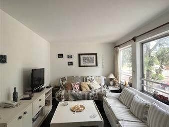 https://web5.gallito.com.uy/increible-oportunidad-apto-a-una-cuadra-del-puerto-de-1-do-inmuebles-25047084