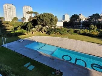 https://web5.gallito.com.uy/apartamento-en-venta-de-1-dormitorio-en-torre-one-playa-br-inmuebles-24499774