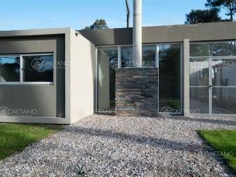 https://www.gallito.com.uy/venta-casa-2-dormitorios-pinares-punta-del-este-inmuebles-24518861
