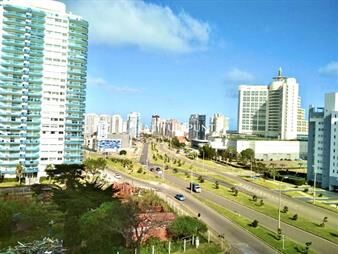 https://web5.gallito.com.uy/apartamento-en-mansa-inmuebles-20463364