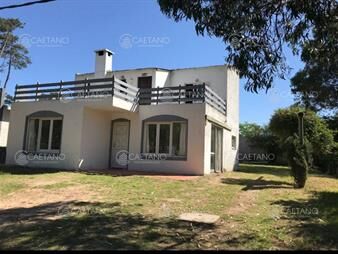 https://www.gallito.com.uy/casa-en-venta-3-dormitorios-lausana-inmuebles-25716725