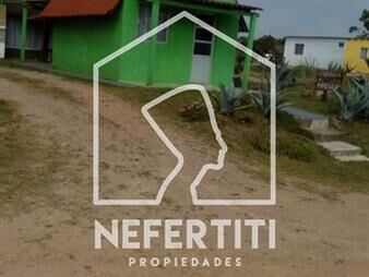 https://www.gallito.com.uy/venta-complejo-2-cabaã±as-y-casa-al-fondo-en-punta-del-dia-inmuebles-25686757