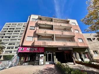 https://web5.gallito.com.uy/venta-agraciada-y-br-artigas-apartamento-1-dormt-y-terraza-inmuebles-25381880