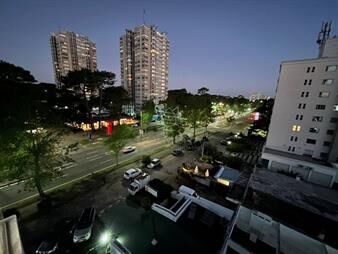 https://web5.gallito.com.uy/venta-apartamento-2-dormitorios-sobre-roosevelt-inmuebles-25743358
