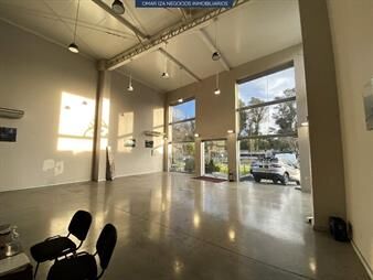 https://www.gallito.com.uy/venta-local-comercial-buceo-sobre-av-inmuebles-25300856
