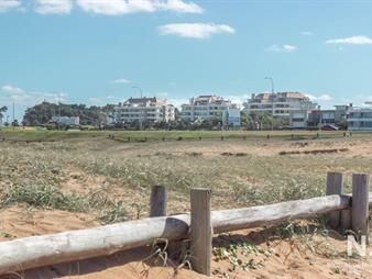 https://web5.gallito.com.uy/lote-en-espectacular-barrio-cerrado-veramansa-en-venta-inmuebles-23340752