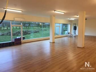 https://www.gallito.com.uy/en-venta-local-de-221-m²-en-roosevelt-punta-del-este-inmuebles-25768570
