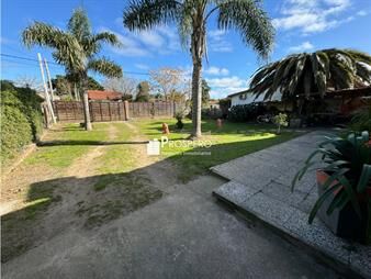 https://www.gallito.com.uy/1884p-venta-2-casas-6dorm-shangrila-barbacoa-garaje-inmuebles-25772079