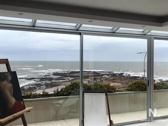 https://web5.gallito.com.uy/excepcional-apartamento-duplex-sobre-el-mar-4-suites-gran-inmuebles-25034958