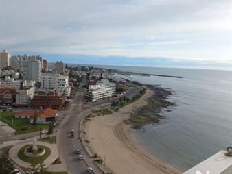https://web5.gallito.com.uy/apartamento-de-3-dormitorios-en-torre-malecon-punta-del-e-inmuebles-23111761