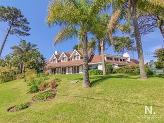 https://web5.gallito.com.uy/casa-en-venta-el-playa-mansa-punta-del-este-inmuebles-25035828