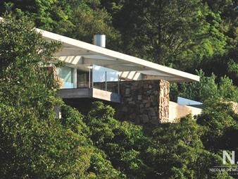 https://web5.gallito.com.uy/casa-3-dormitorios-en-suite-en-las-cumbres-con-excepcionale-inmuebles-25037316