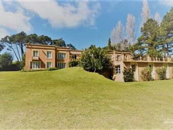 https://web5.gallito.com.uy/villa-italiana-en-pleno-corazãn-del-golf-inmuebles-23535797