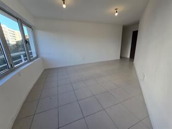 https://web5.gallito.com.uy/apartamento-en-venta-con-renta-de-dos-dormitorios-en-agua-inmuebles-25470521