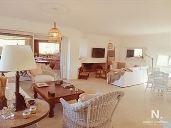 https://web5.gallito.com.uy/casa-del-mar-rincon-del-indio-primera-linea-playa-brava-inmuebles-25041518