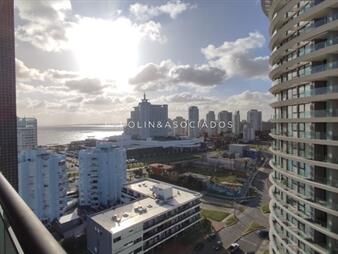 https://web5.gallito.com.uy/apartamento-en-venta-de-2-dormitorios-en-torre-francia-punt-inmuebles-24244977