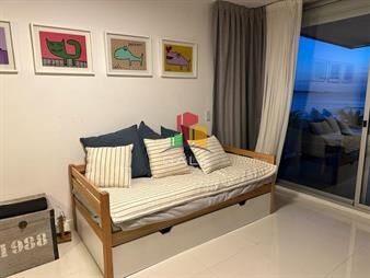https://web5.gallito.com.uy/hermoso-apartamento-en-playa-mansa-inmuebles-25835538