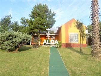 https://www.gallito.com.uy/casa-en-playa-hermosa-sajomar-ref-ca101668-inmuebles-20252214
