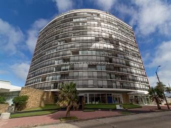 https://web5.gallito.com.uy/apartamento-en-peninsula-zona-puerto-inmuebles-22841642