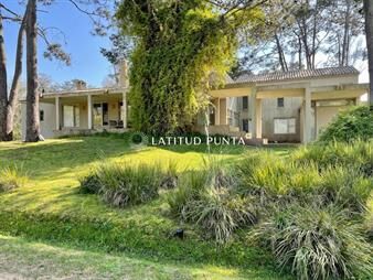 https://web5.gallito.com.uy/casa-5-dormitorios-laguna-blanca-inmuebles-25868788