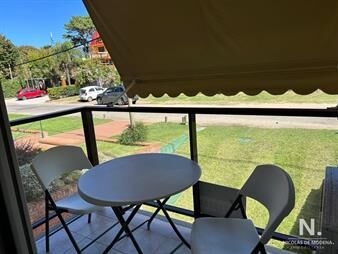 https://web5.gallito.com.uy/apartamento-de-2-dormitorios-en-venta-en-playa-brava-inmuebles-25874703