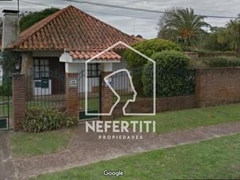 https://www.gallito.com.uy/venta-casa-4-dormitorios-4-baã±os-en-la-floresta-inmuebles-24614593