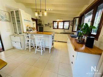https://web5.gallito.com.uy/casa-en-venta-de-3-dormitorios-con-loft-ubicada-en-mansa-inmuebles-24756391