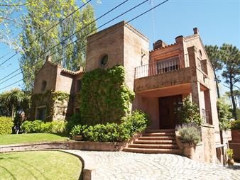 https://web5.gallito.com.uy/alquiler-temporario-de-casa-4-dormitorios-en-golf-punta-de-inmuebles-24995842