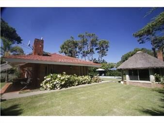 https://web5.gallito.com.uy/casa-en-venta-de-3-dormitorios-en-lugano-punta-del-este-inmuebles-16906192