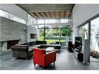 https://www.gallito.com.uy/casa-en-venta-de-5-dormitorios-en-san-rafael-punta-del-est-inmuebles-16906013
