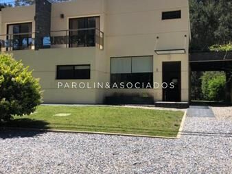 https://web5.gallito.com.uy/venta-de-casa-de-4-dormitorios-en-complejo-solanas-punta-d-inmuebles-21724694