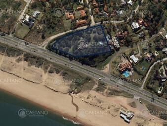 https://web5.gallito.com.uy/venta-casa-6-dormitorios-playa-mansa-punta-del-este-inmuebles-25816894