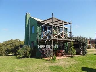 https://www.gallito.com.uy/venta-de-complejo-turistico-en-punta-del-diablo-inmuebles-25523067