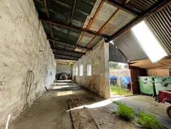 https://www.gallito.com.uy/galpon-y-terreno-sobre-santa-lucia-inmuebles-24262863